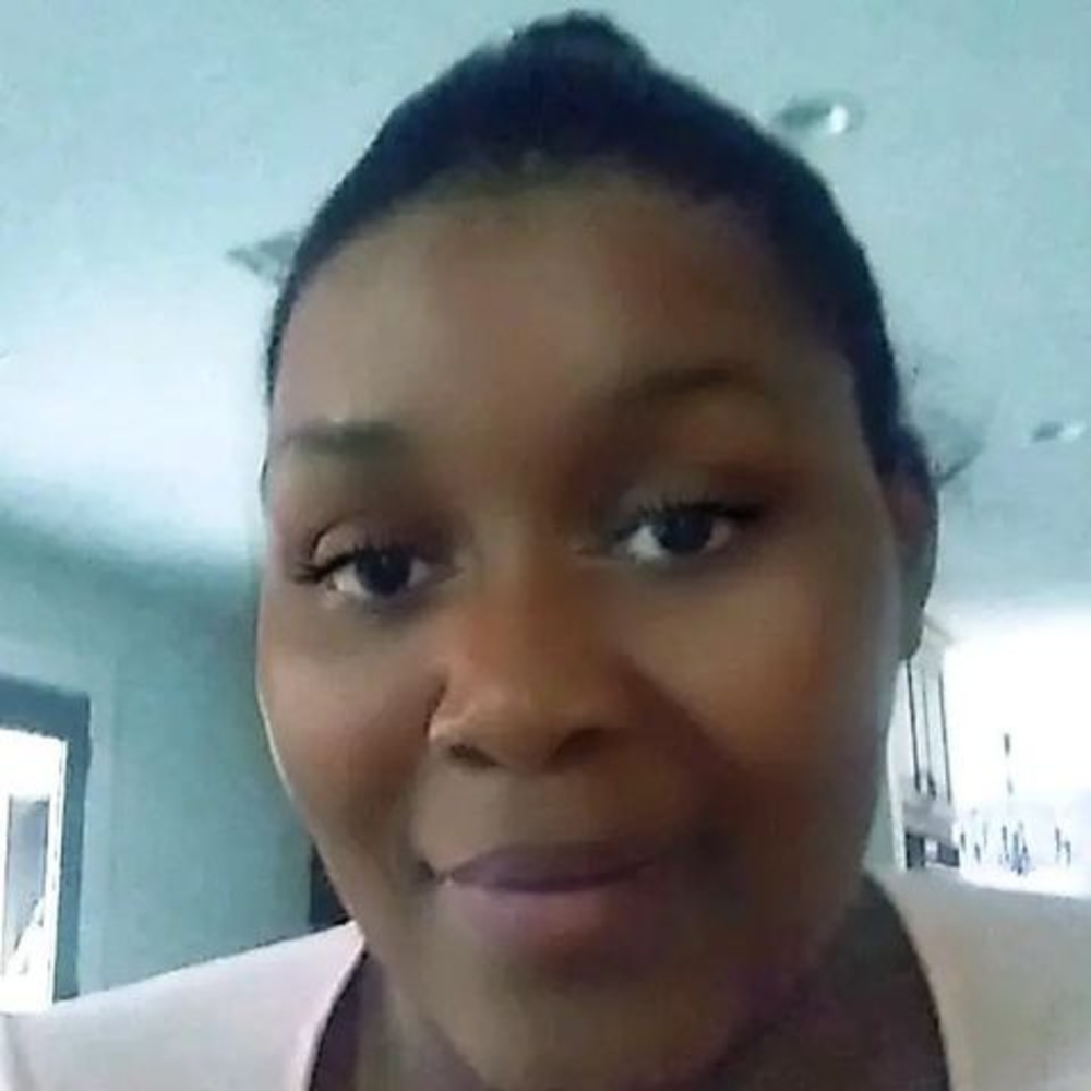 Meet your Posher, Tiffany